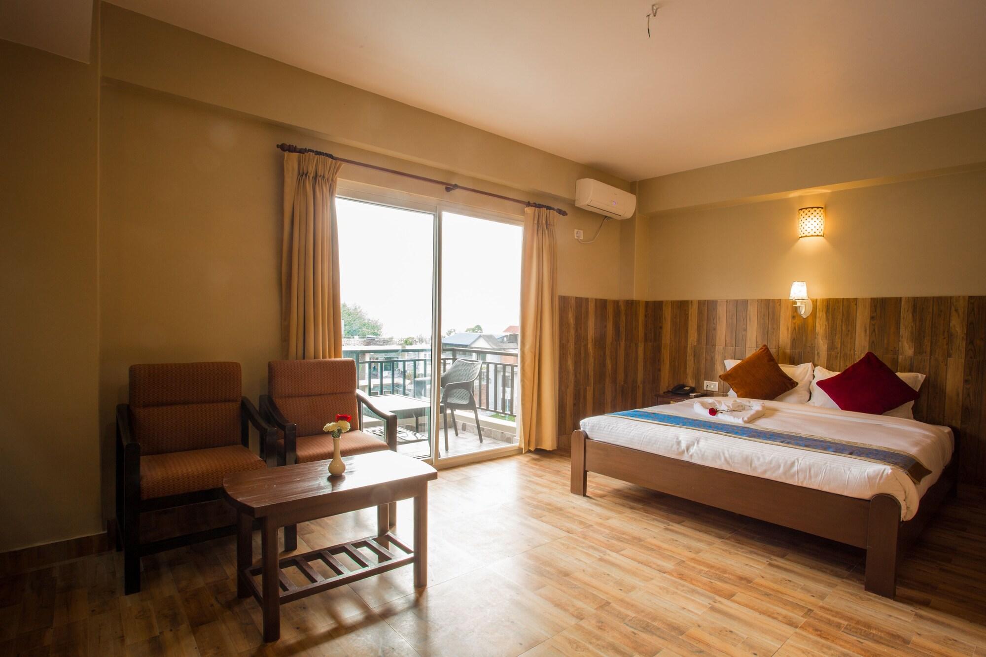 Pokhara Choice Inn Екстериор снимка