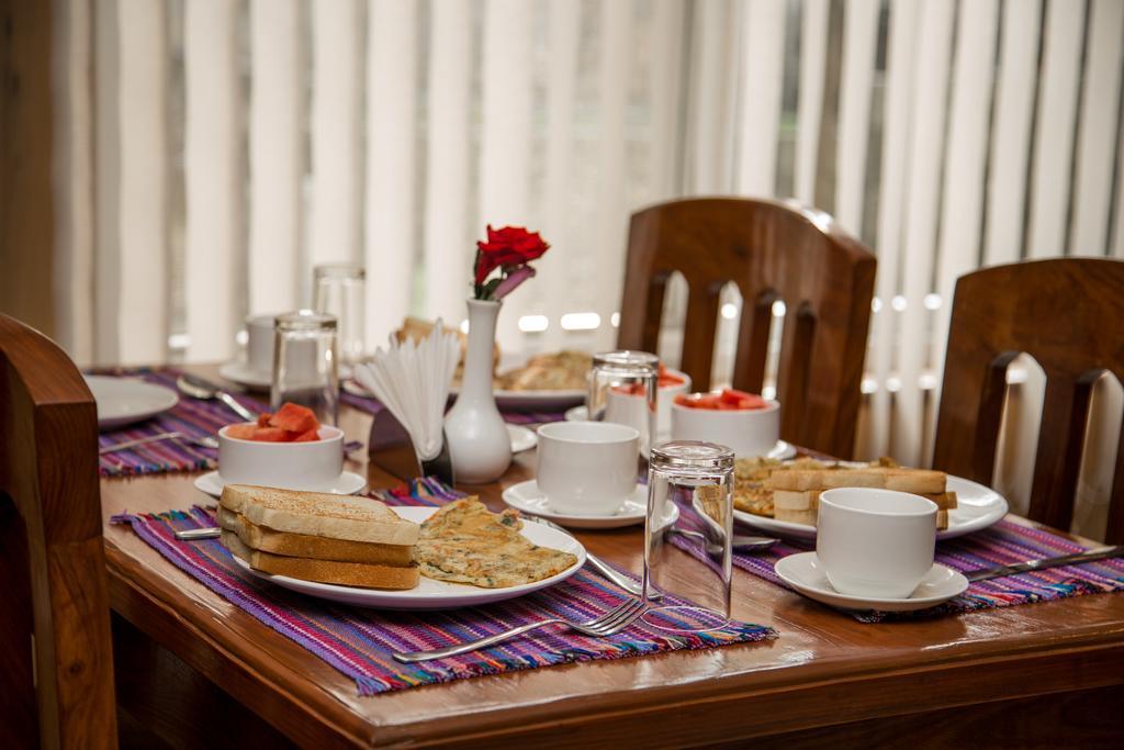 Pokhara Choice Inn Екстериор снимка